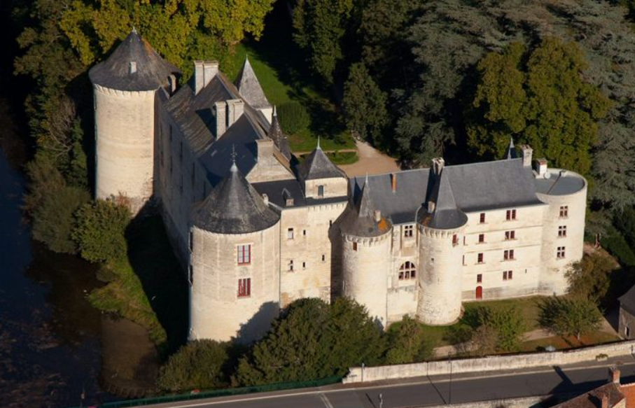 Château de la Guerche, Guerche, France